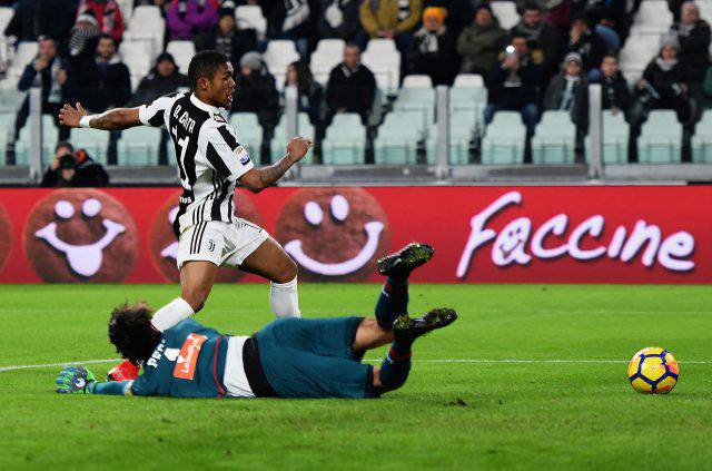 Juventus v Genoa CFC - Serie A