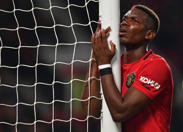 TOPSHOT-FBL-ENG-LCUP-MAN UTD-ROCHDALE