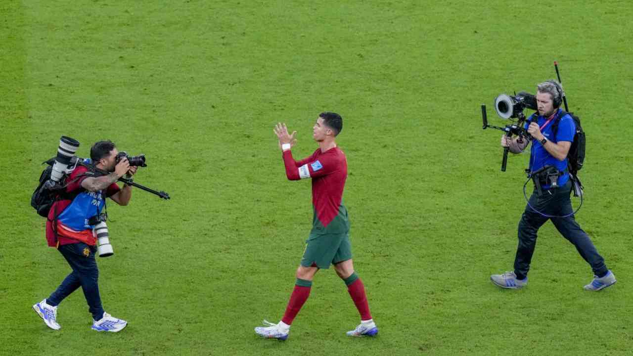 Cristiano Ronaldo, ecco quanto guadagnerebbe - ilcalcioignorante 071222