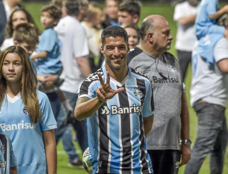 Suarez al Gremio - ilcalcioignorante 180123