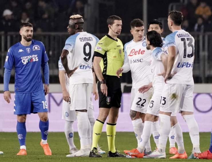 Mario Rui rosso