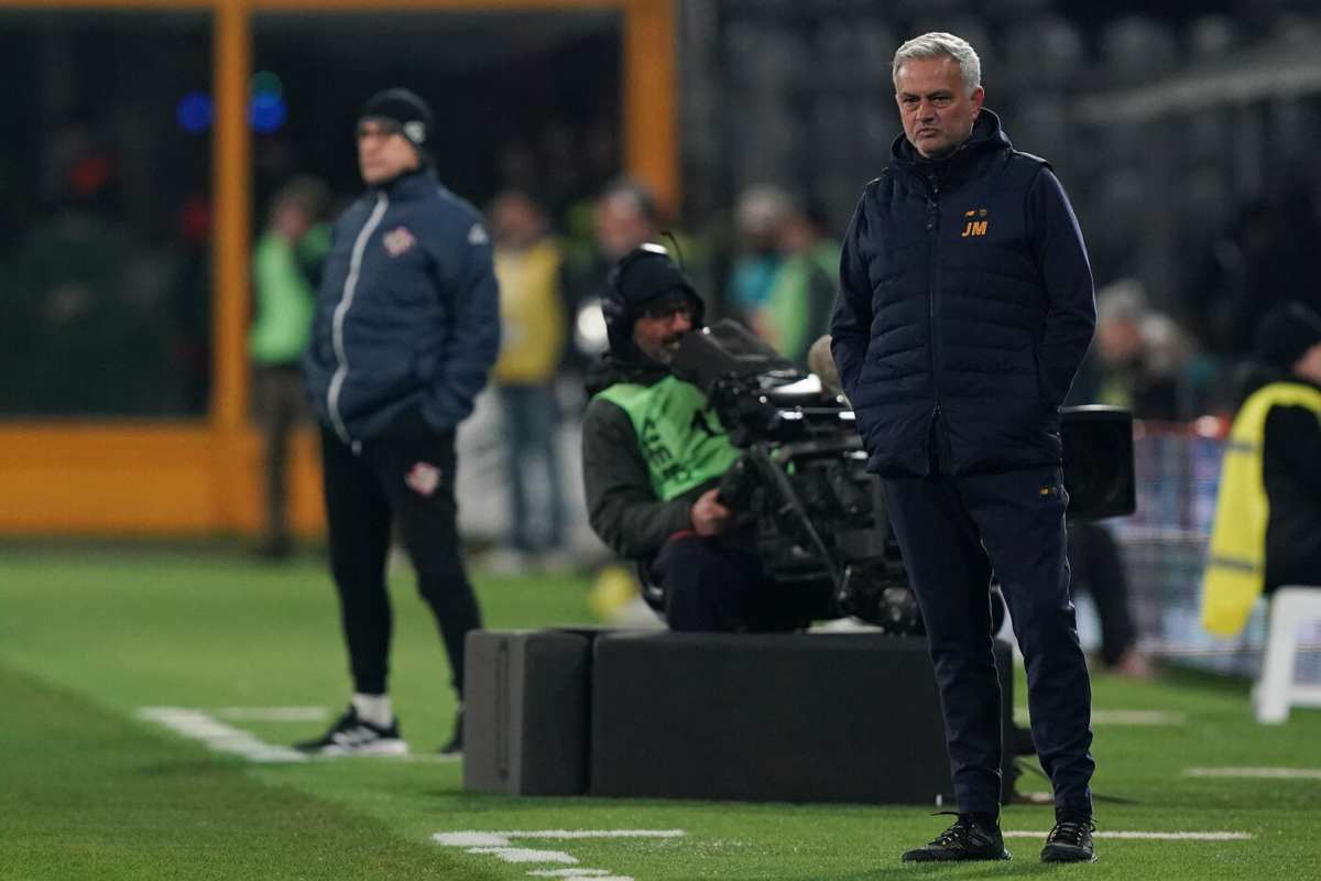 Mourinho Cremonese