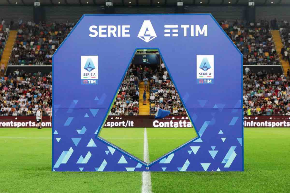 Decisi anticipi e posticipi della 34esima giornata: doppio scontro Roma-Milano